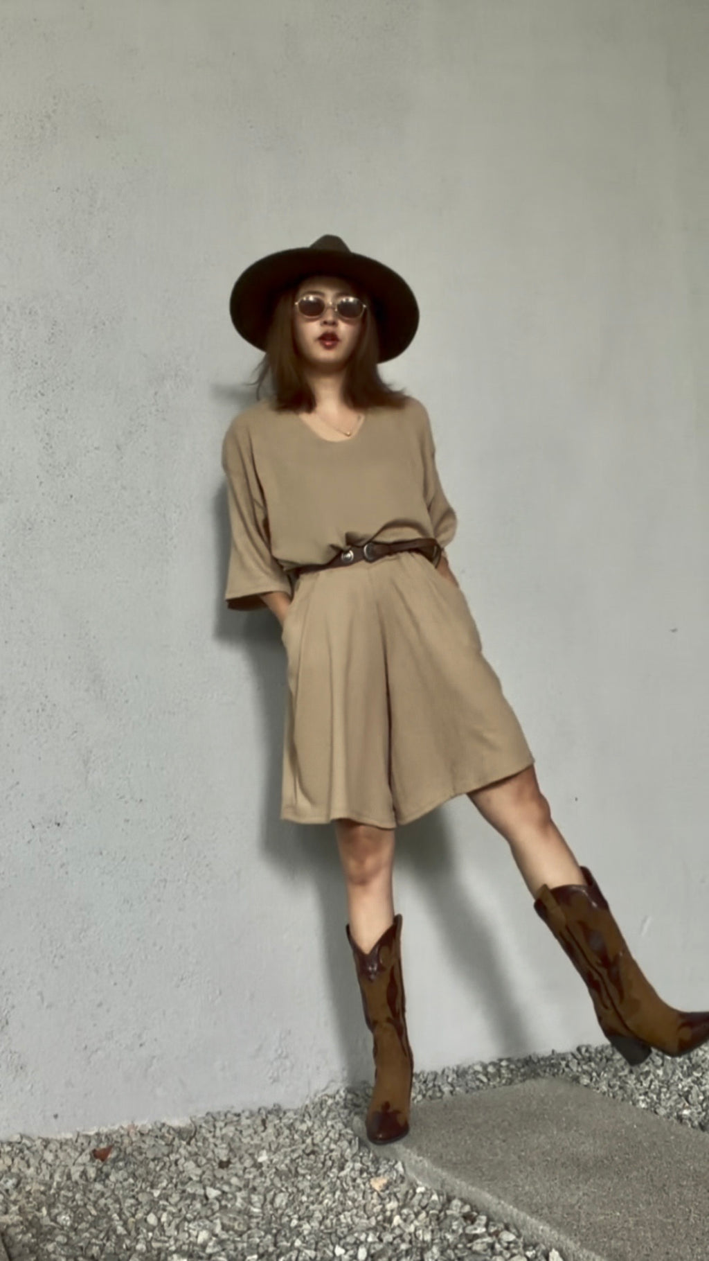 【ERROR. 】 Rough T-Shirt & Shorts Set-up / Beige