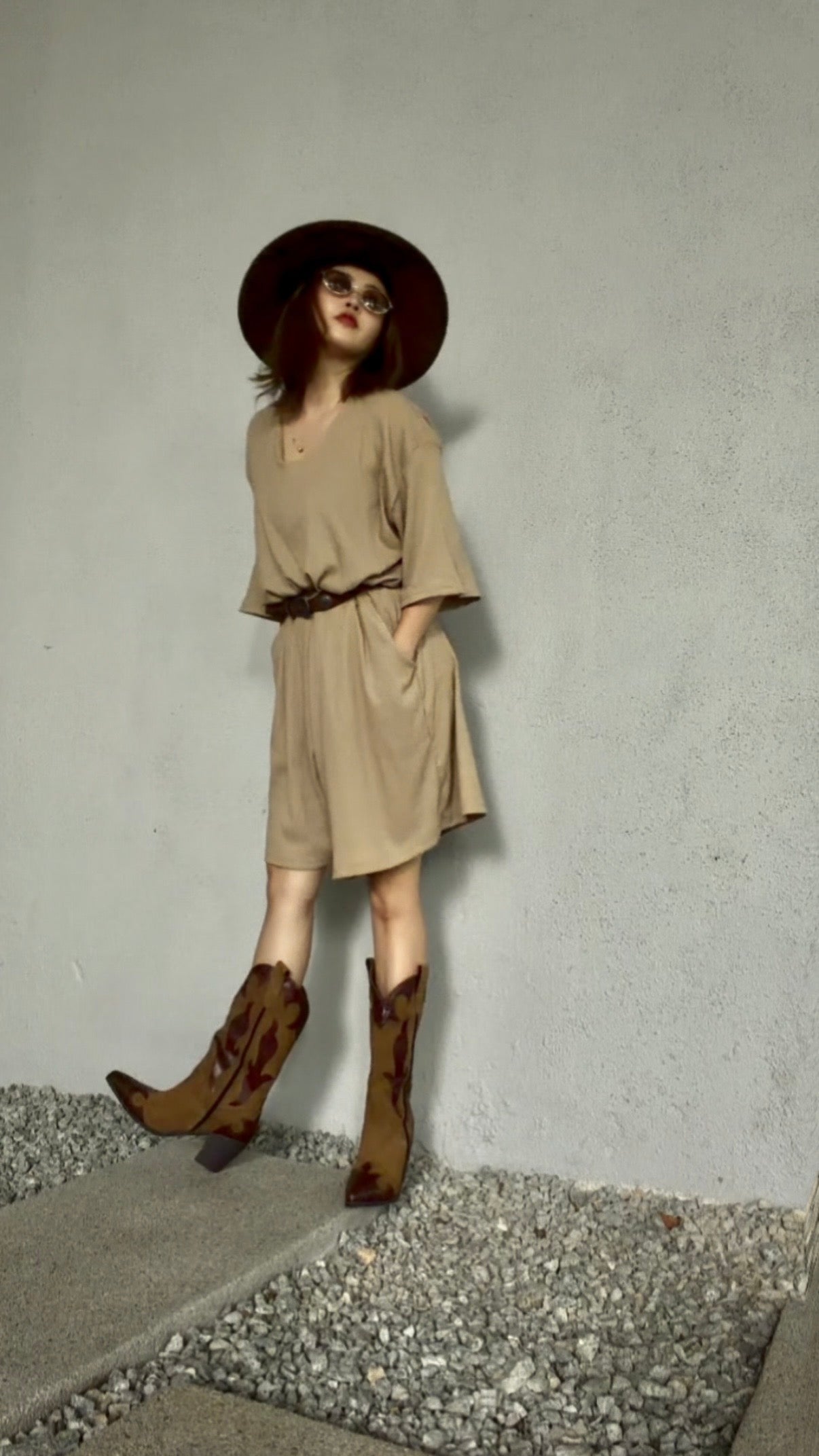 【ERROR. 】 Rough T-Shirt & Shorts Set-up / Beige