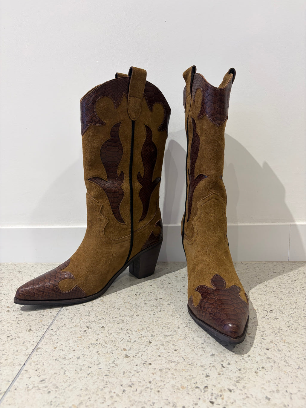 【ERROR.】 Western Stitch Boots / Brown