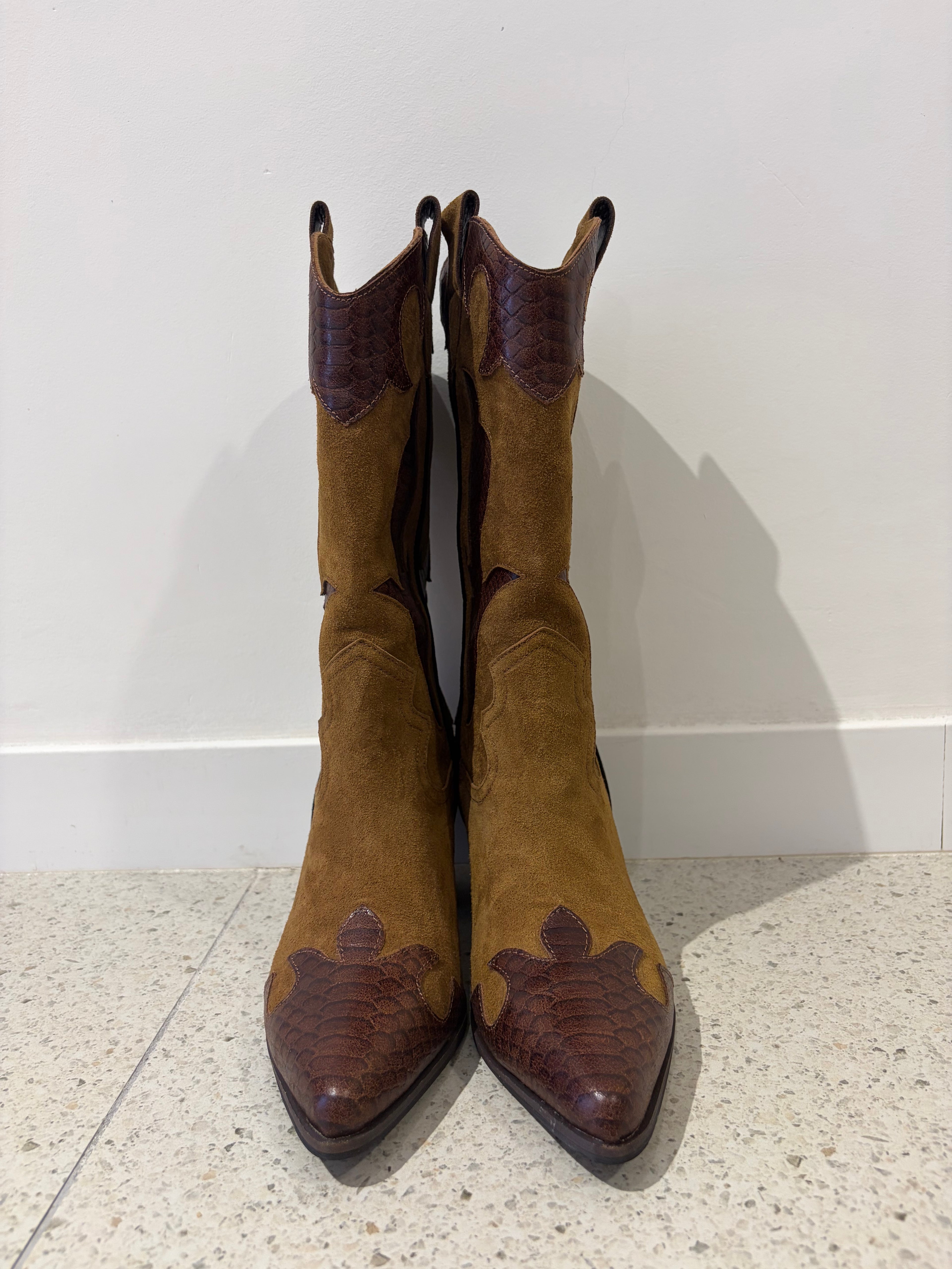 【ERROR.】 Western Stitch Boots / Brown