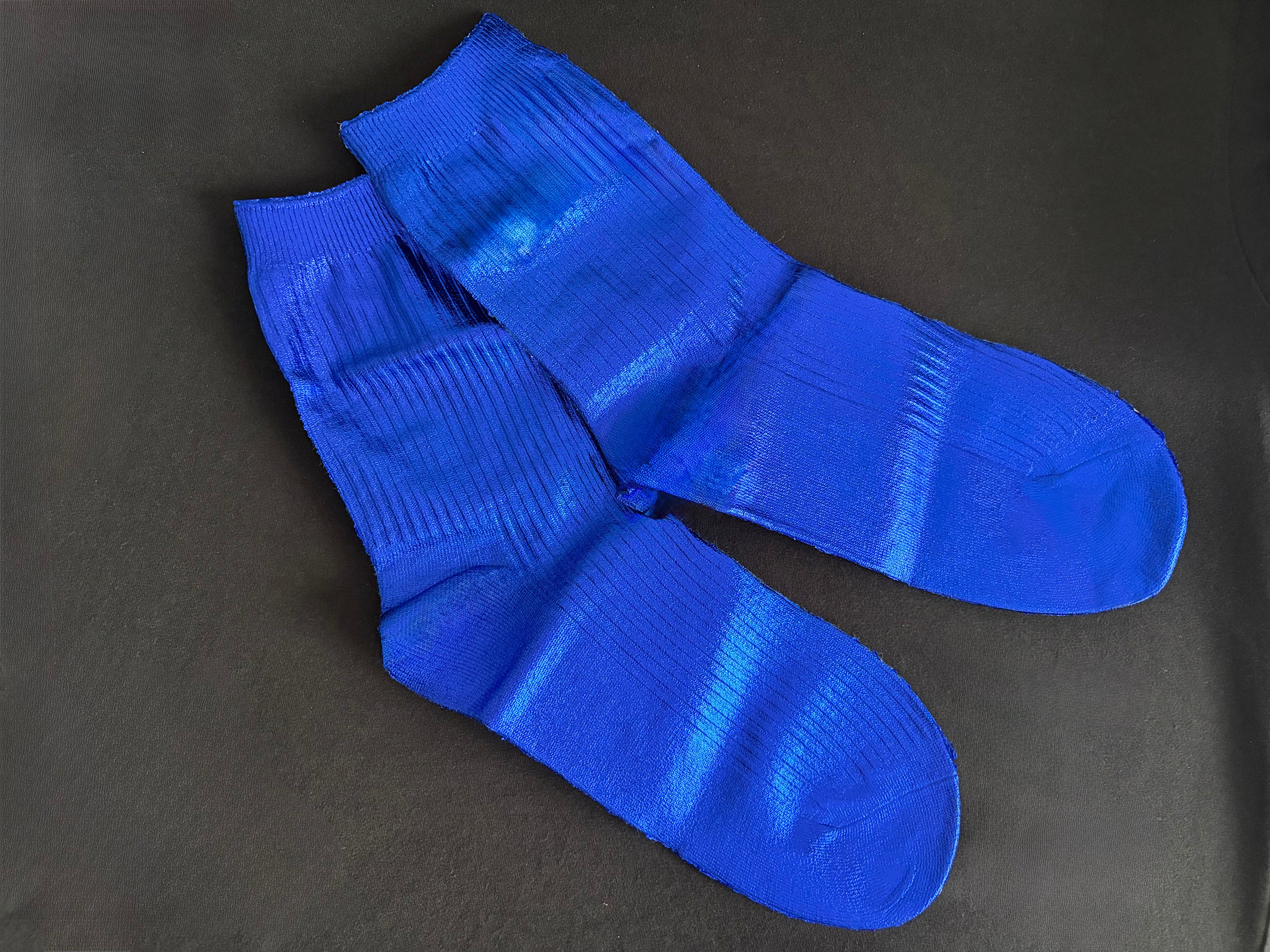 【ERROR.】Metallic Glow Crew Socks / Green・Blue